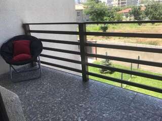 Гостевой дом Guesthouse in Tbilisi Тбилиси Трехместный номер с балконом-4